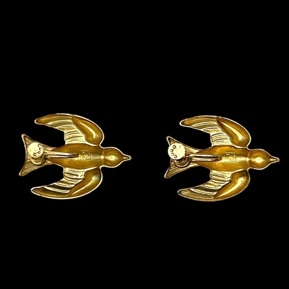Vintage Coro Pegasus 90s Gold tone signed ladies Earrings - Picture 2 of 6